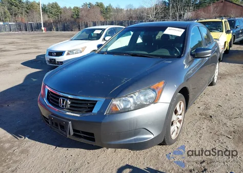 2008 Honda Accord 2.4 Ex-L z USA, uszkodzony, nr VIN JHMCP268X8C077727